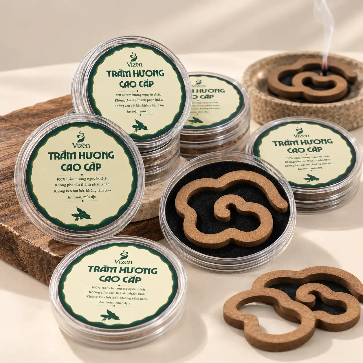 X&ocirc;ng trầm hương c&oacute; t&aacute;c dụng g&igrave; được thể hiện qua tầng hương ấm, ngọt s&acirc;u của Trầm V&acirc;n M&acirc;y.